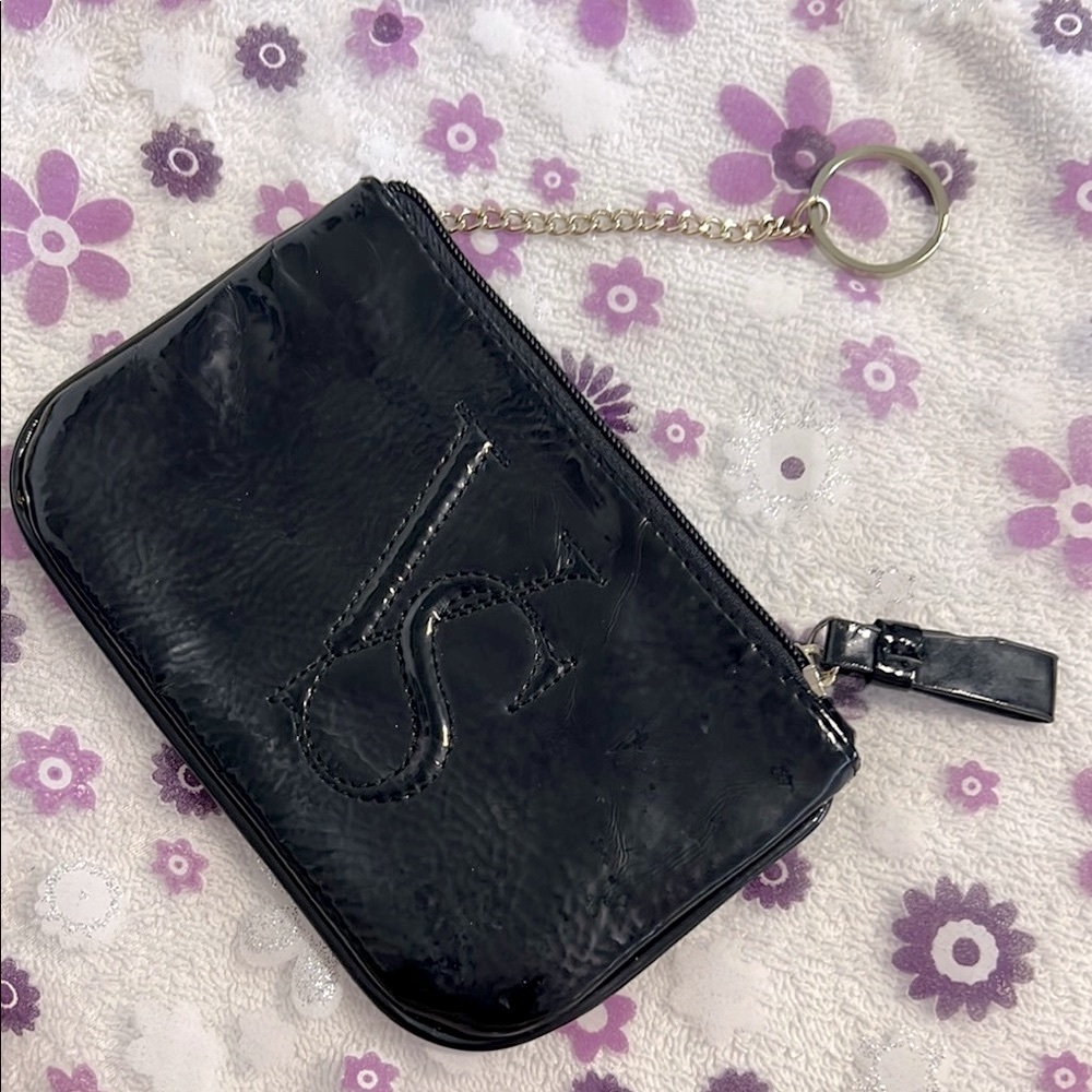 SALE 💜 Victoria’s Secret Wristlet with Chain